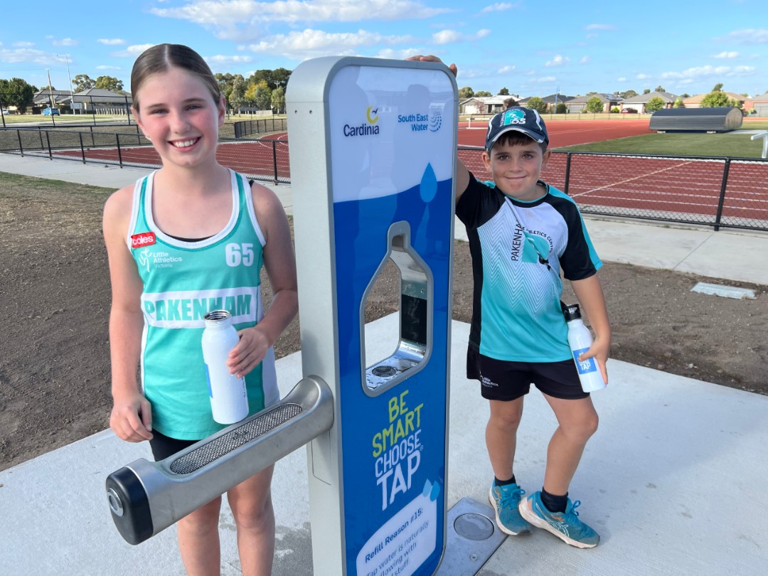 South East Water has again teamed up with Cardinia Shire Council to help the community choose tap water over bottled, installing a drinking fountain at the new regional athletics facility at Pakenham’s IYU Recreation Reserve.